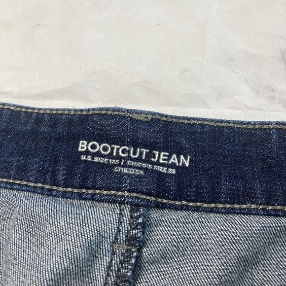 Chicos Bootcut Jeans Womens Size 12 Short 2 Short Boot Cut Jean Dark Wash N123 - Picture 2 of 4
